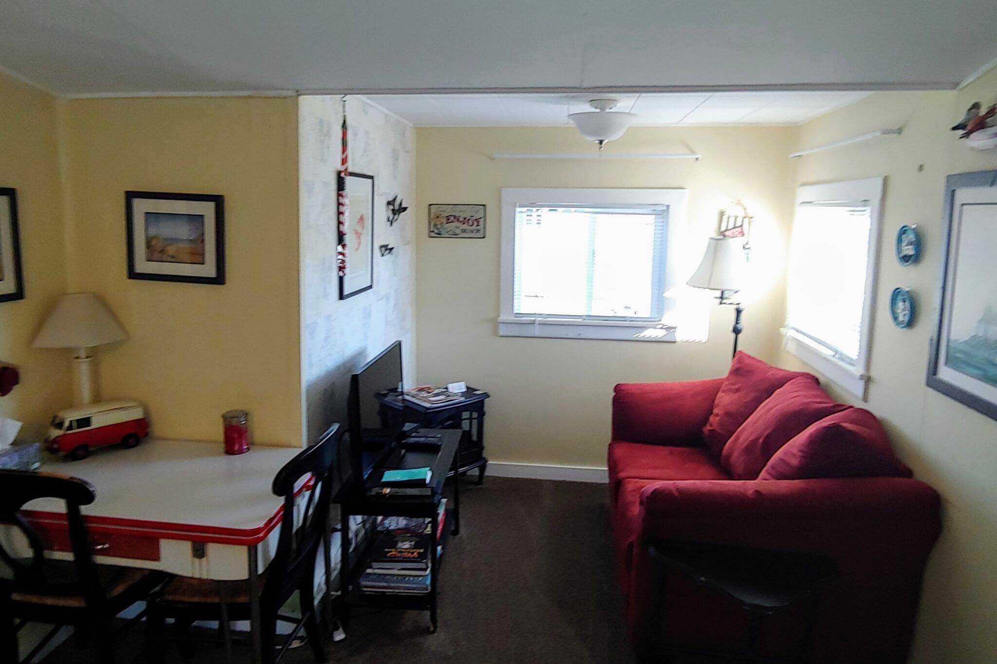 Cottage 3 Living Room